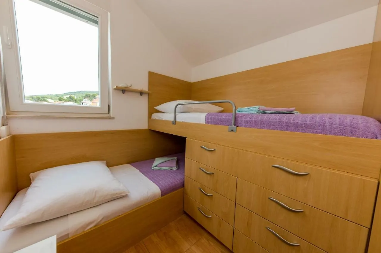 Apartment Marija Trogir 0*,